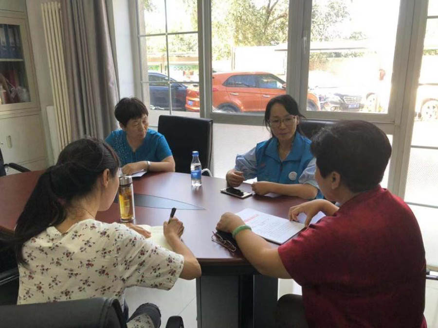 bv1946伟德官网公司机关第二党支部与宝山社区党总支完成对接2.jpg
